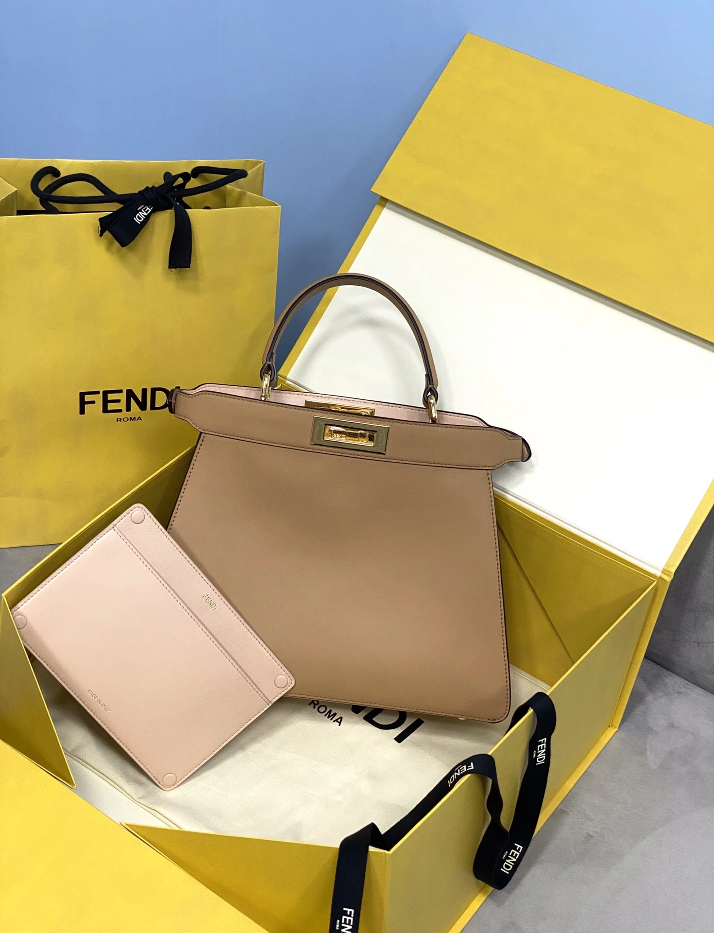 HighQuality Fendi Top Handle Bags 76639