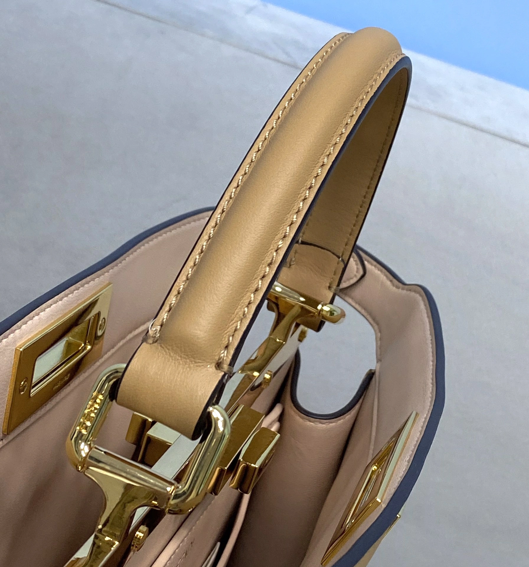 HighQuality Fendi Top Handle Bags 76639