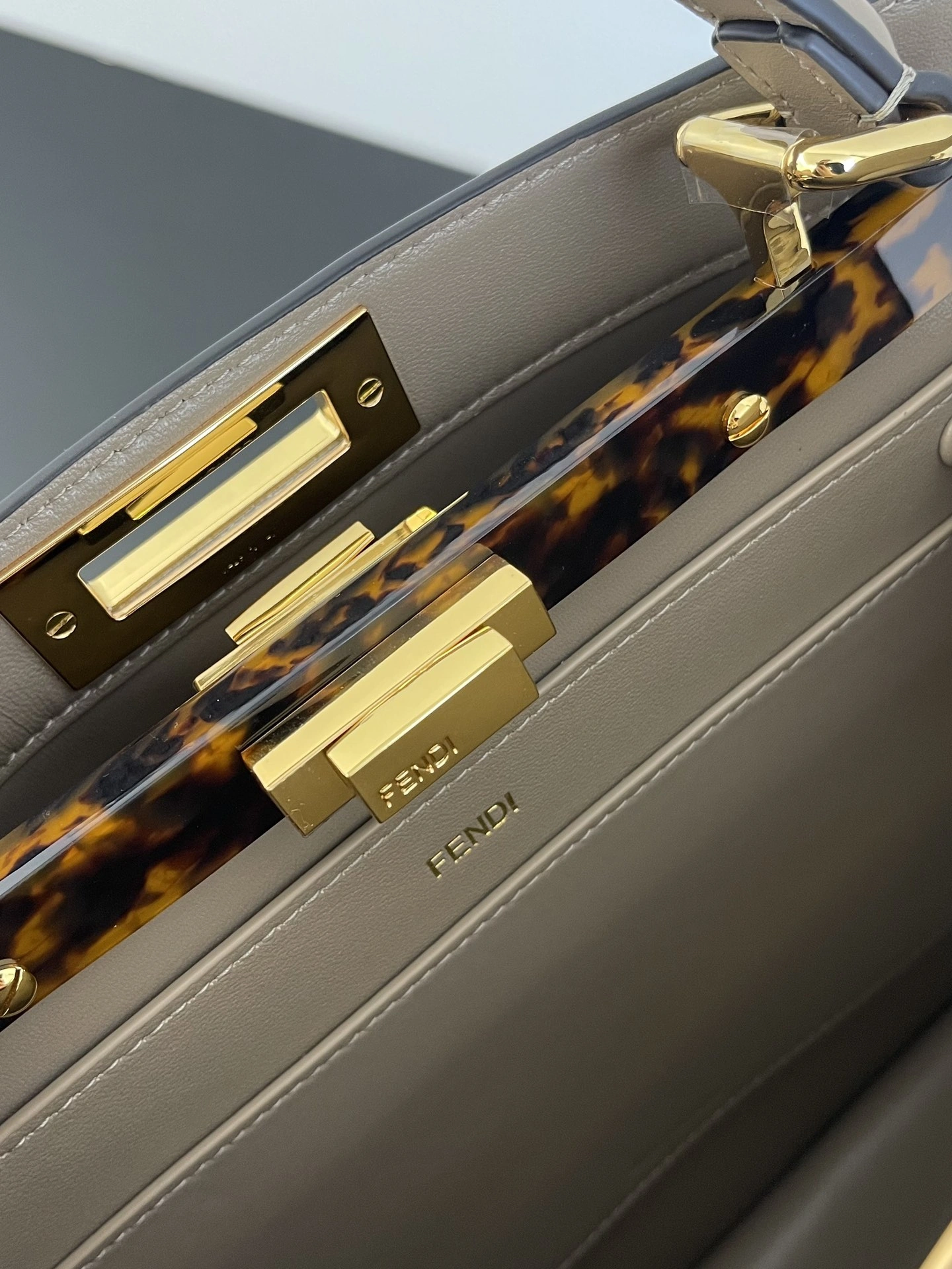 Fendi Top Handle Bags Bright 76643