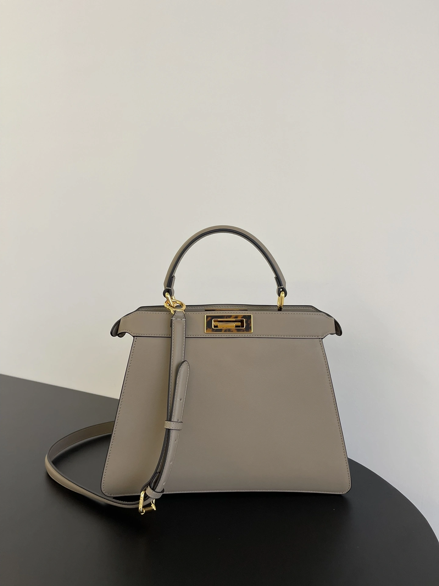 Fendi Top Handle Bags Bright 76643