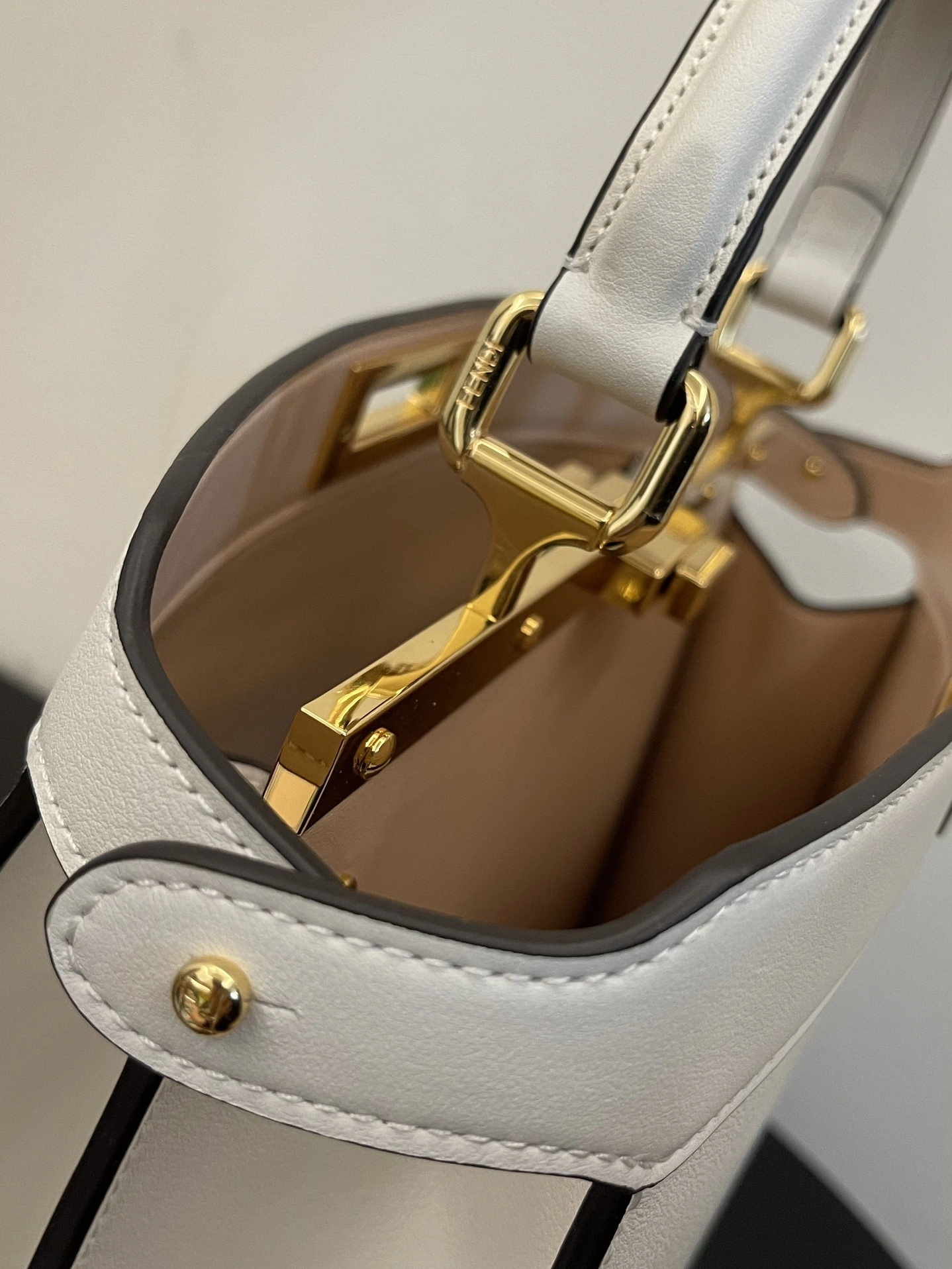 AllSeason Fendi Top Handle Bags 76642