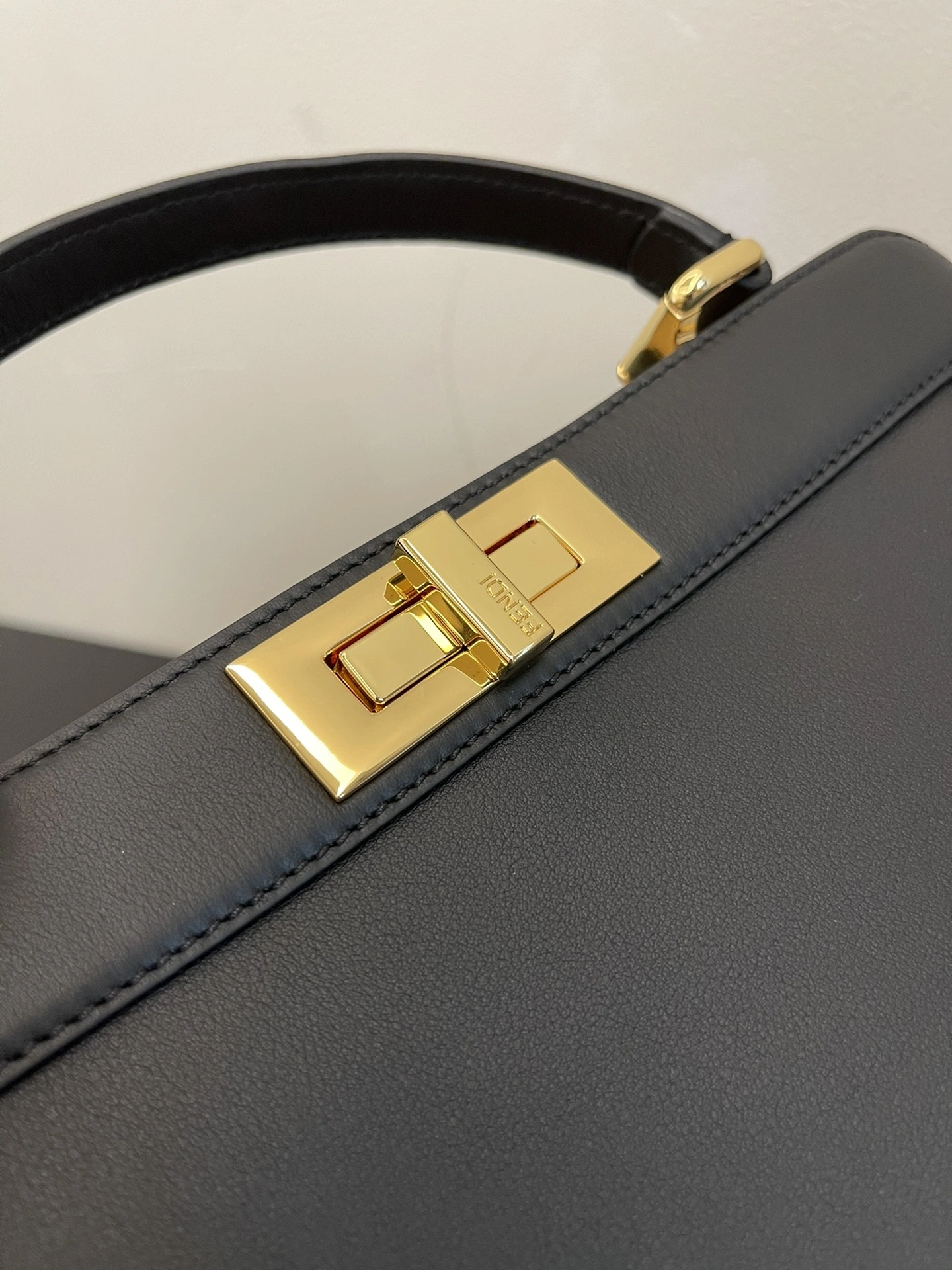 Fendi Top Handle Bags ModernLook 76640