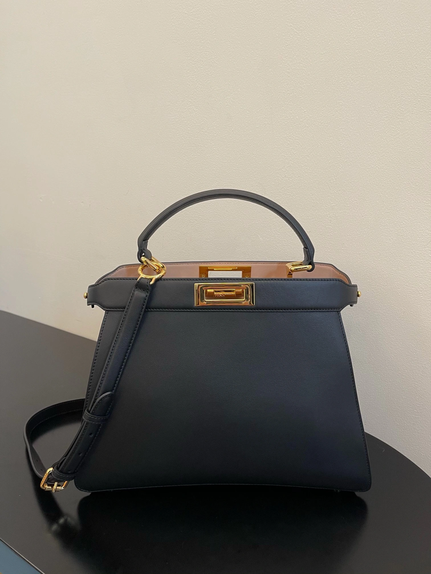 Fendi Top Handle Bags ModernLook 76640