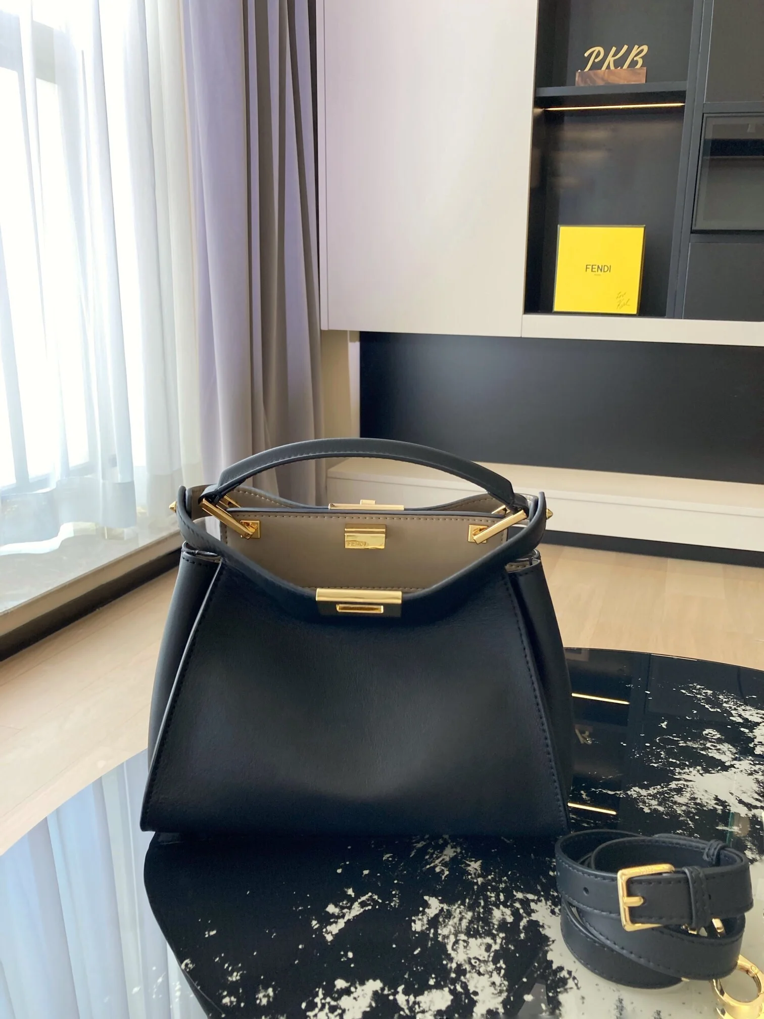 Fendi Top Handle Bags Bright 37738