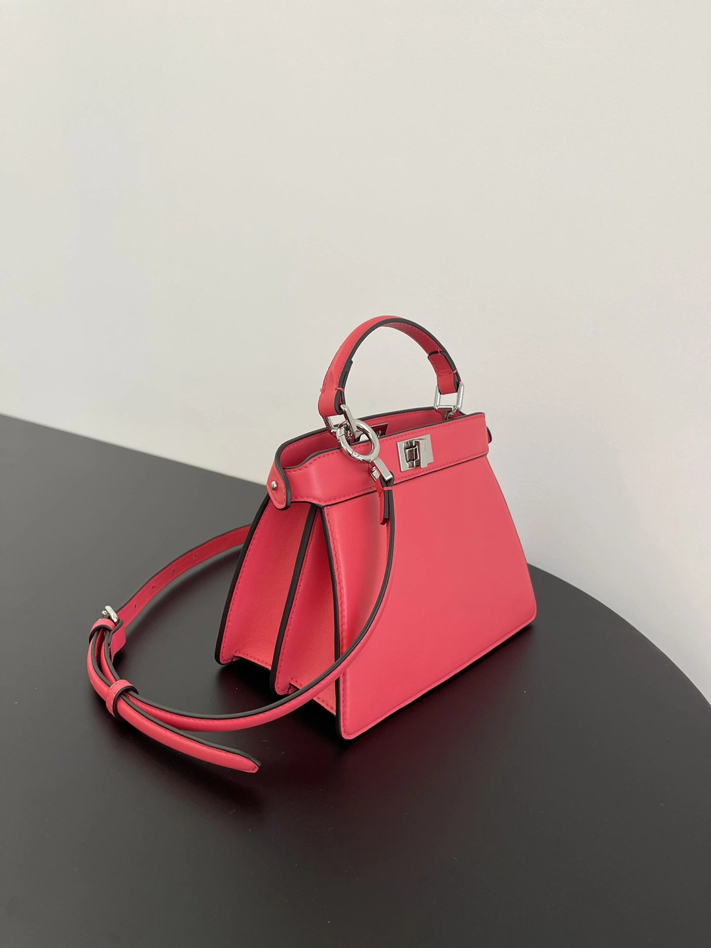 Fendi Top Handle Bags TopPick 76636