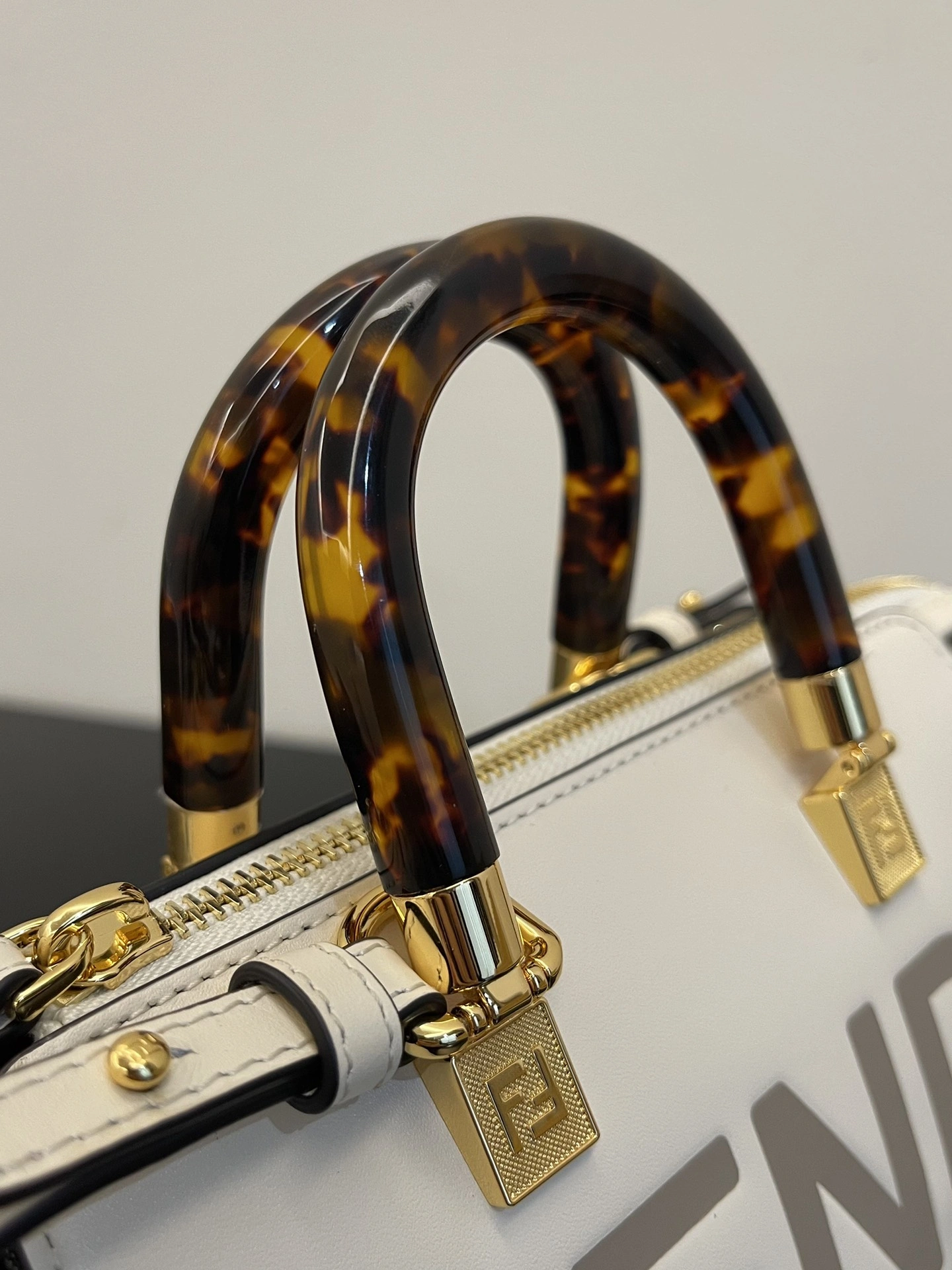 Classic Fendi Top Handle Bags 76630