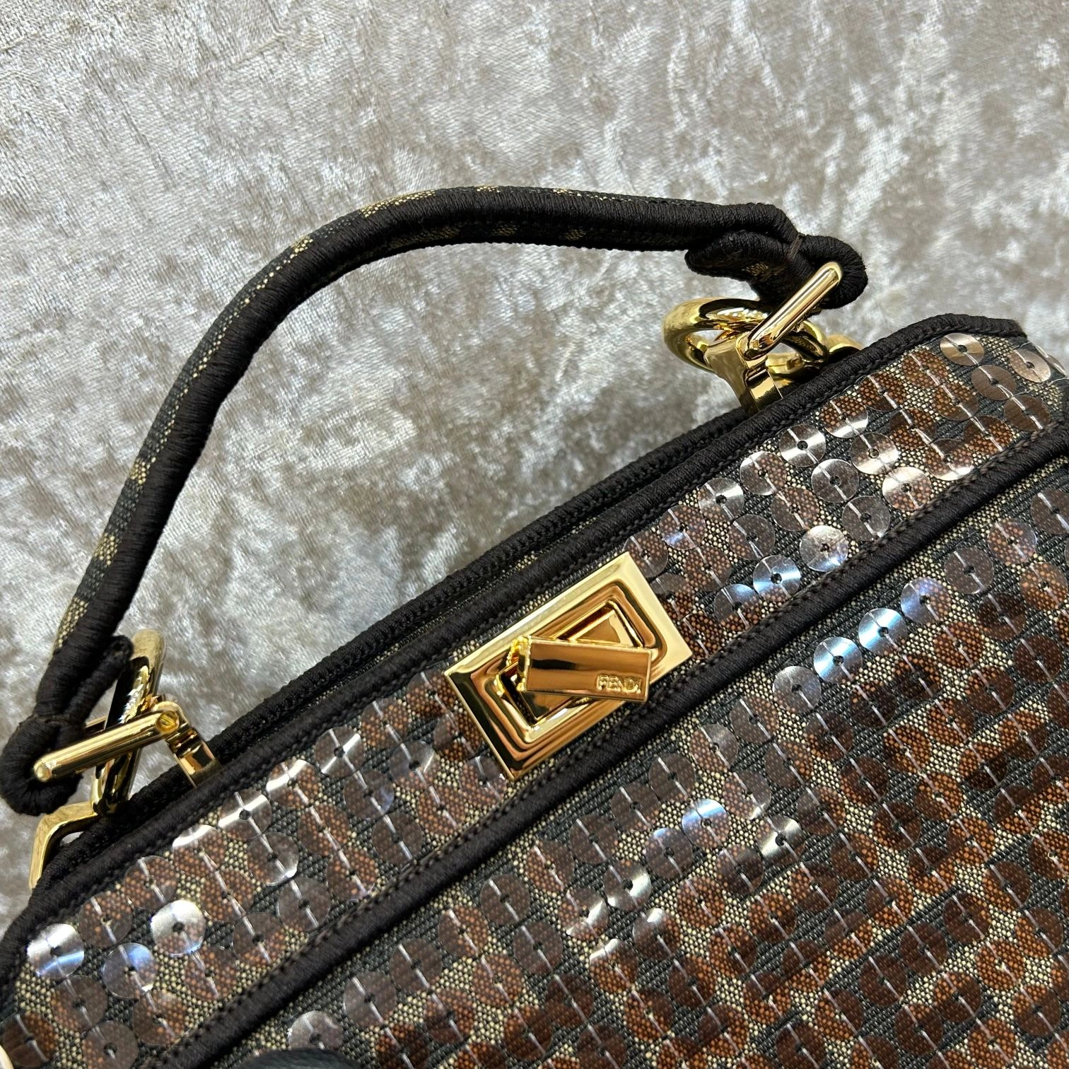 Timeless Fendi Top Handle Bags 76615