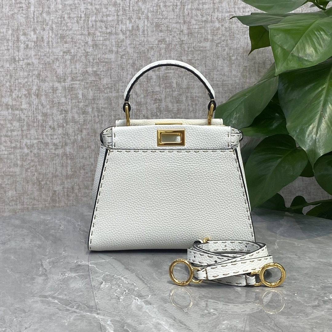 Reliable Fendi Top Handle Bags 76624