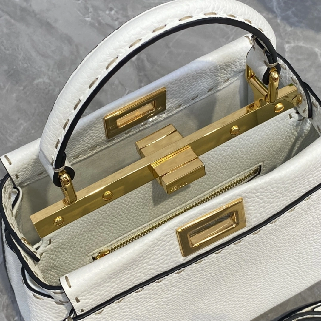 Reliable Fendi Top Handle Bags 76624