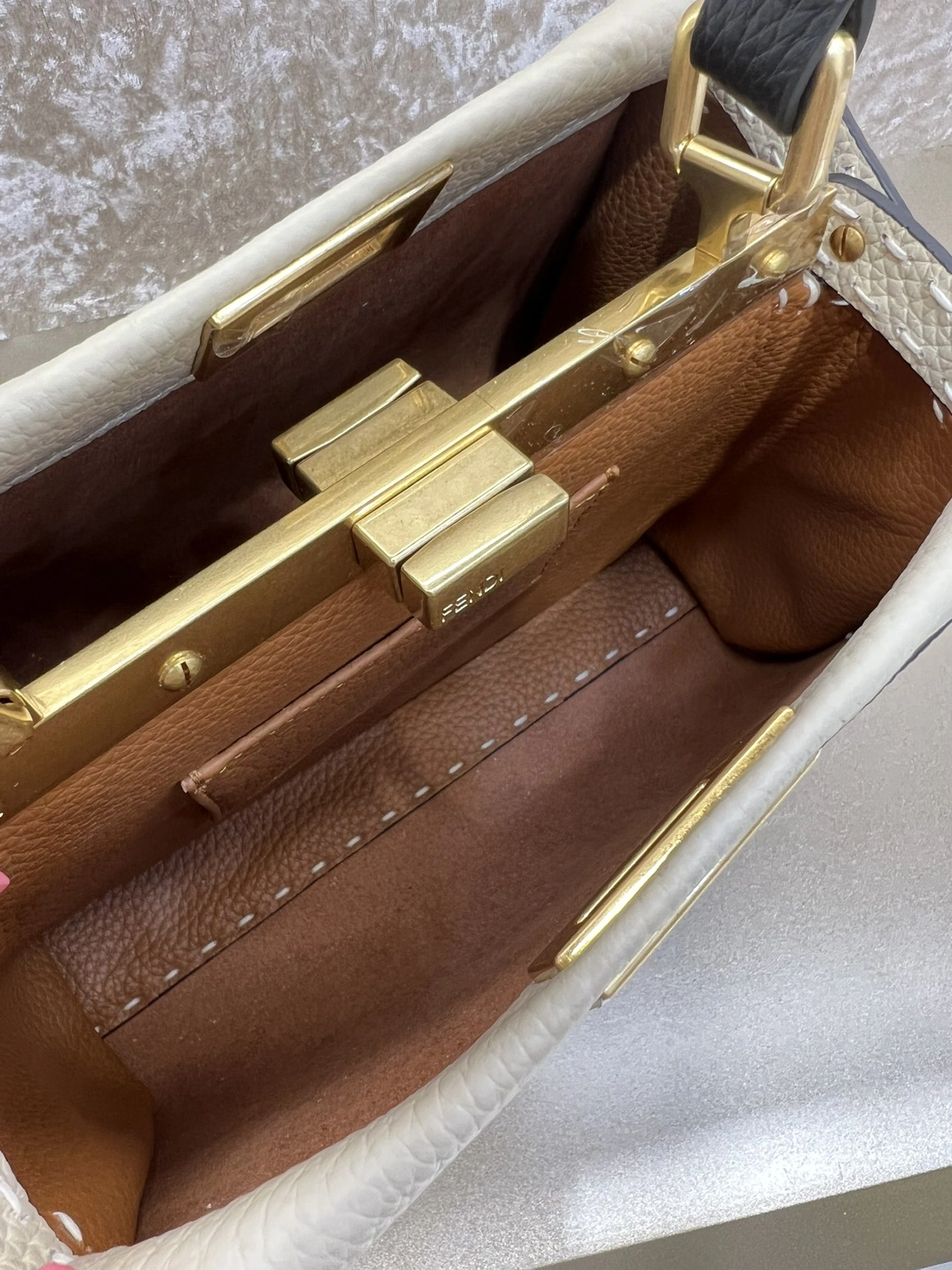 Fendi Top Handle Bags FlexibleFit 76628