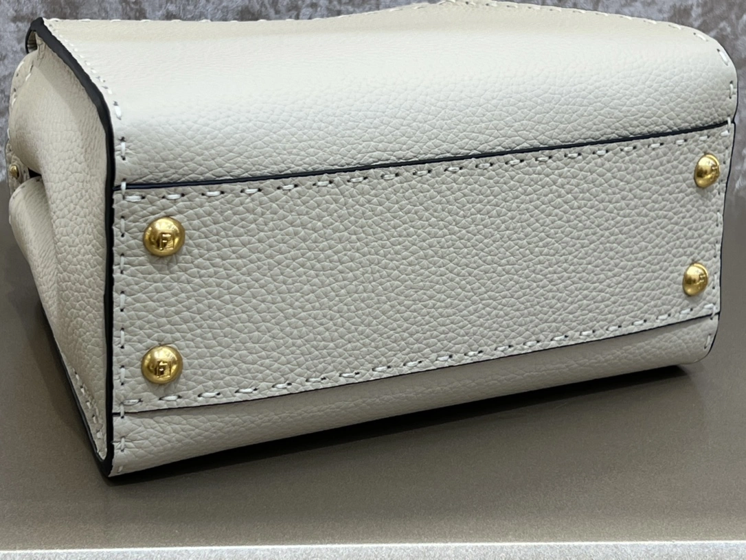 Fendi Top Handle Bags FlexibleFit 76628