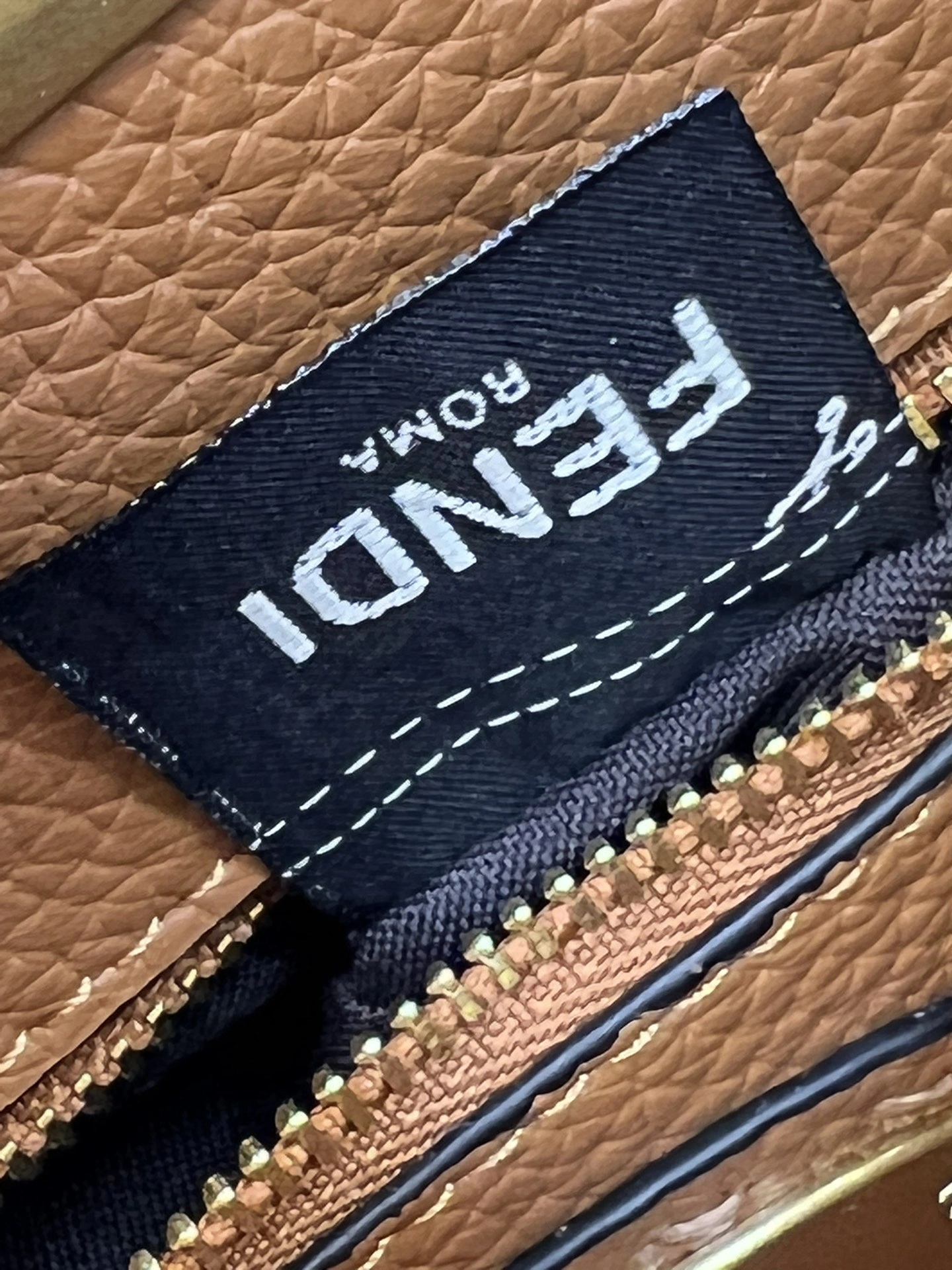 Fendi Top Handle Bags FlexibleFit 76628
