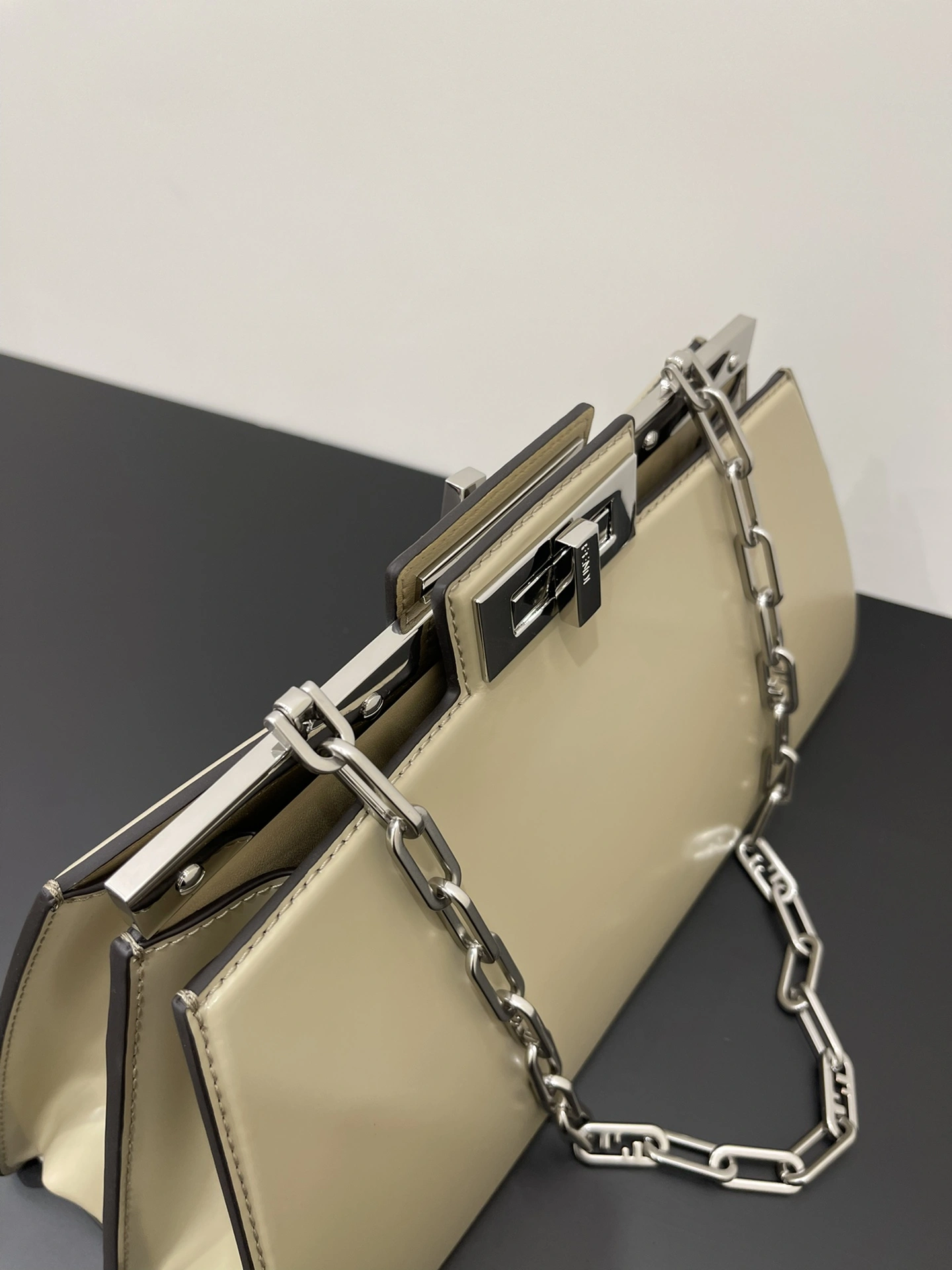 Fendi Top Handle Bags Seasonal 76617