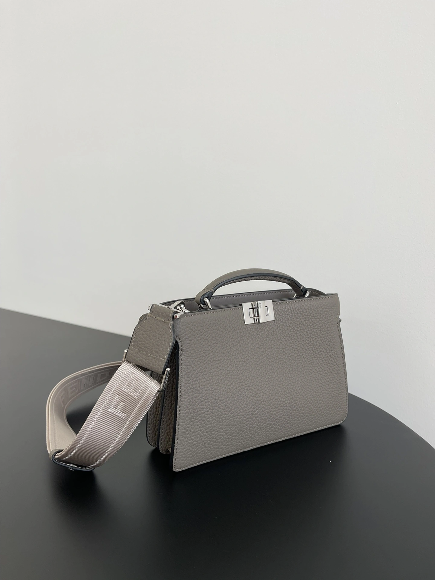 Fendi Top Handle Bags Resilient 76612