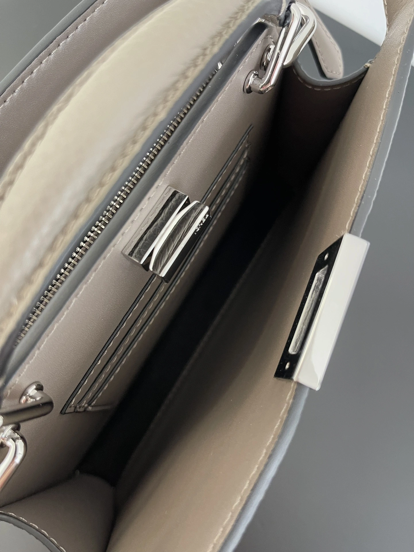 Fendi Top Handle Bags Resilient 76612