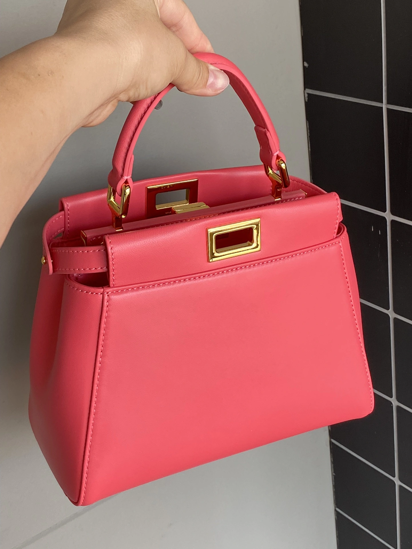 FastDry Fendi Top Handle Bags 76621