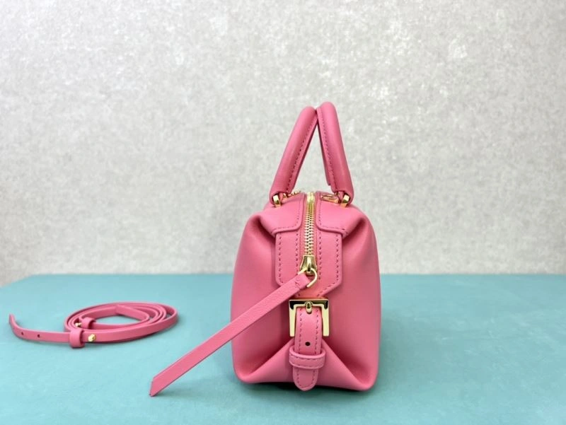 HighPerformance Fendi Top Handle Bags 72739