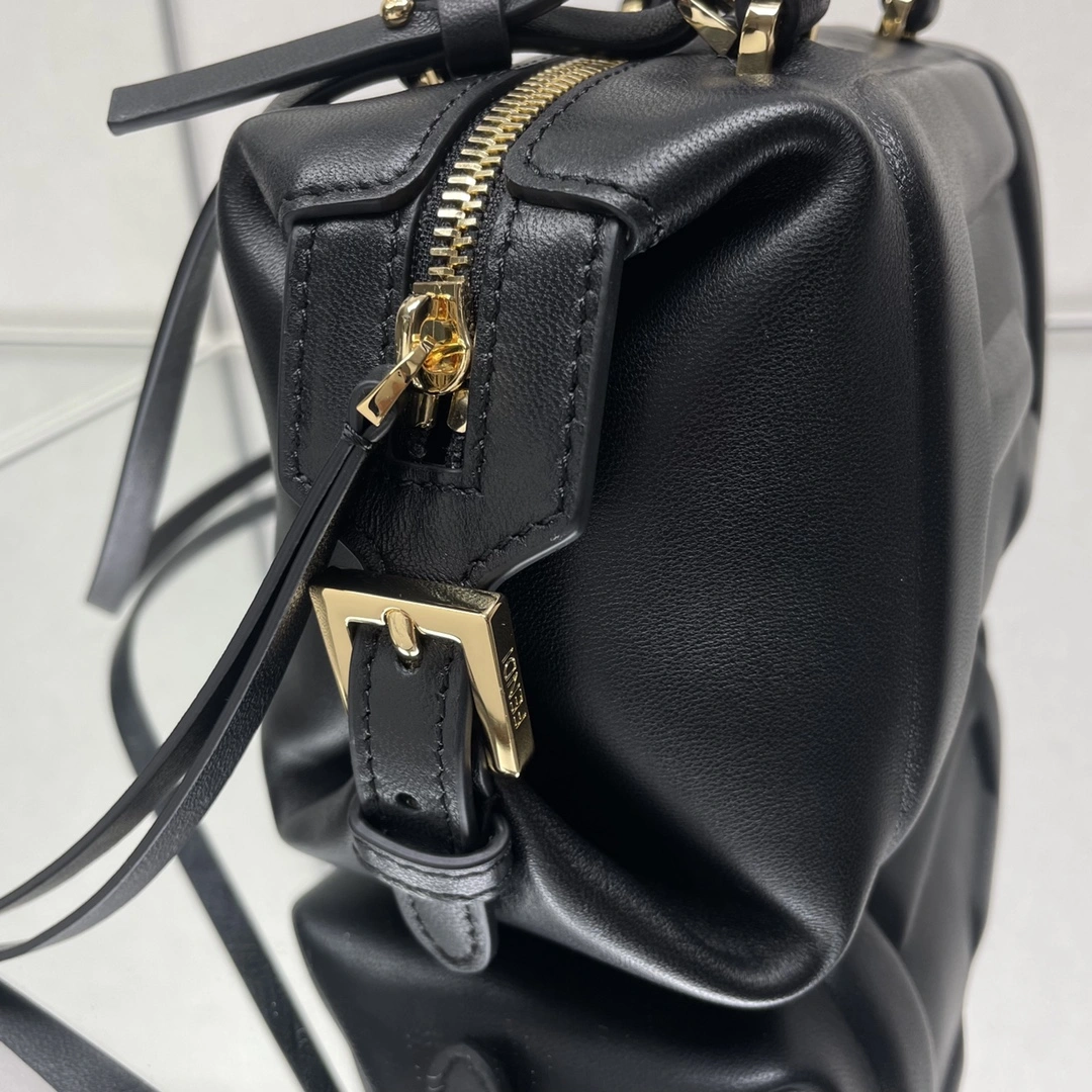 Contemporary Fendi Top Handle Bags 69625