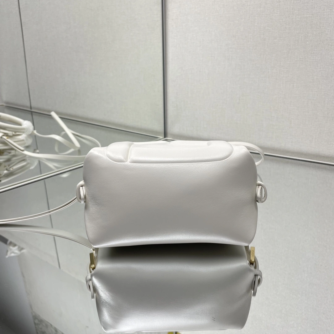 Fendi Top Handle Bags AllSeason 69623