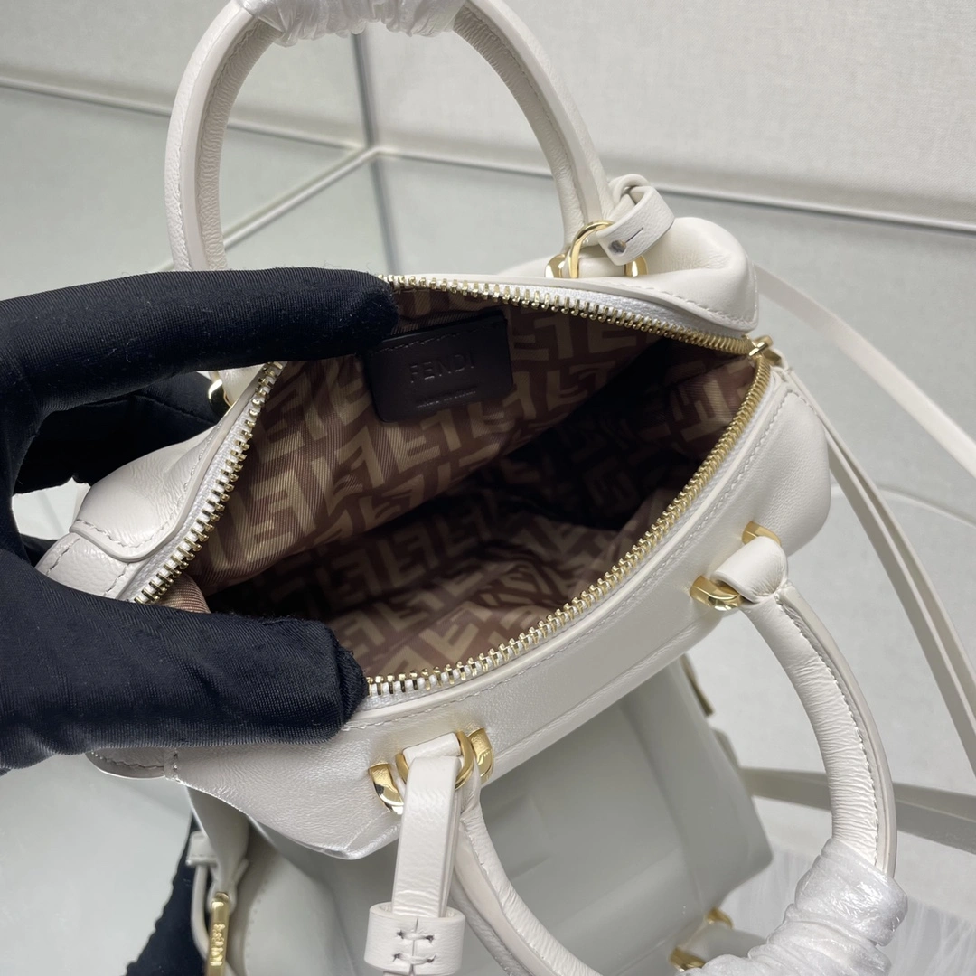Fendi Top Handle Bags AllSeason 69623