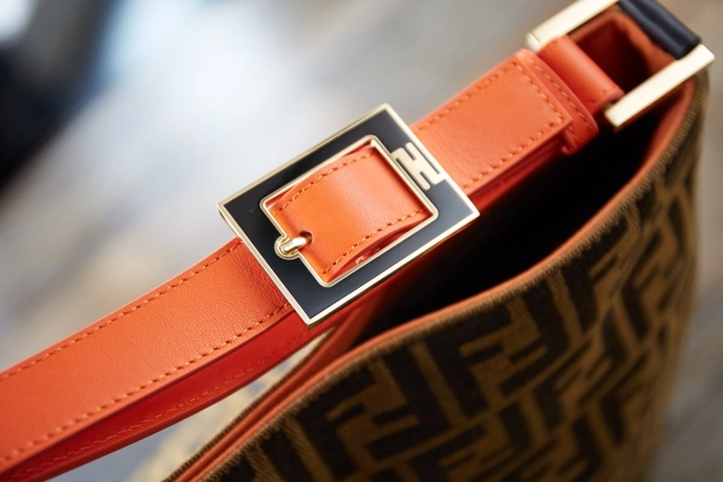 Fendi Top Handle Bags TimelessDesign 59285