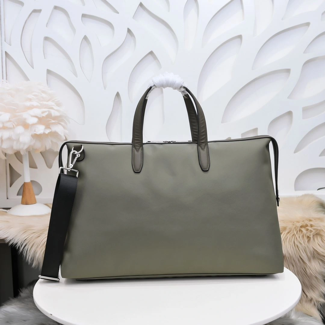 Fendi Travel Bags Chic 90925