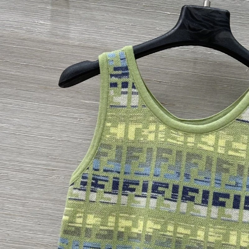 Fendi Vest Vibrant 120539