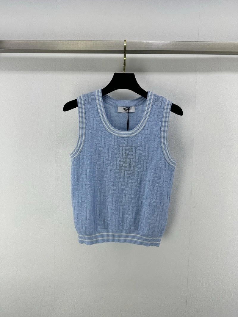 Fendi Vest Cozy 120369
