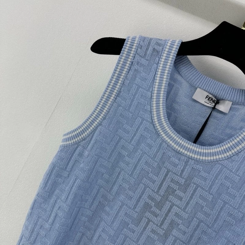 Fendi Vest Cozy 120369