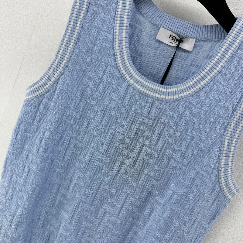 Fendi Vest Cozy 120369