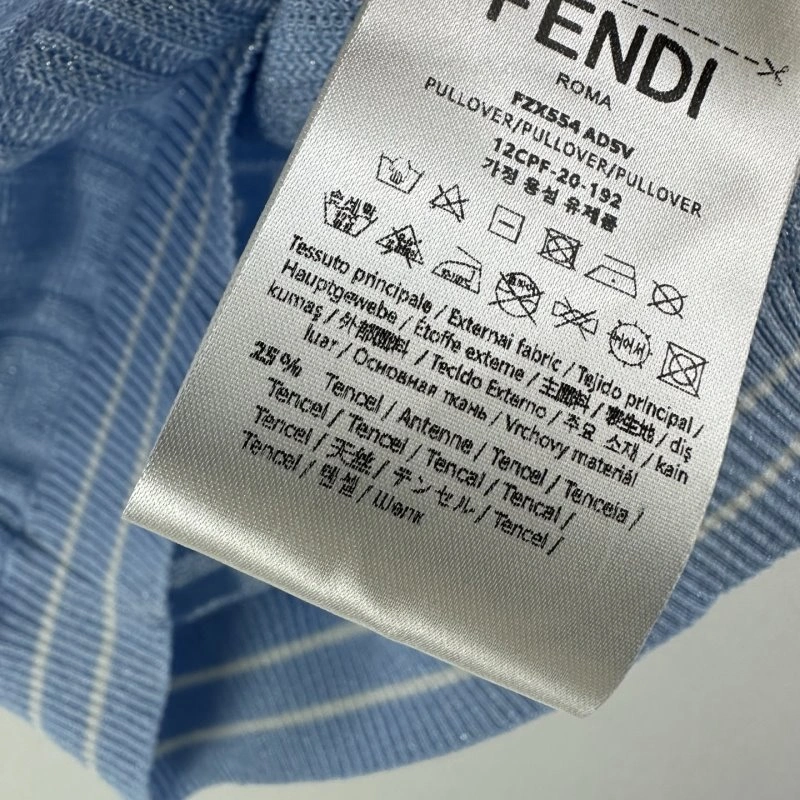 Fendi Vest Cozy 120369