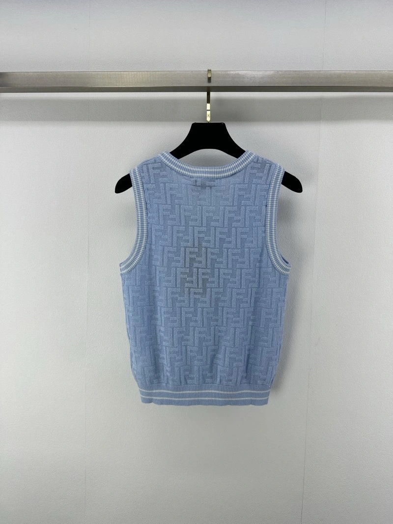 Fendi Vest Cozy 120369