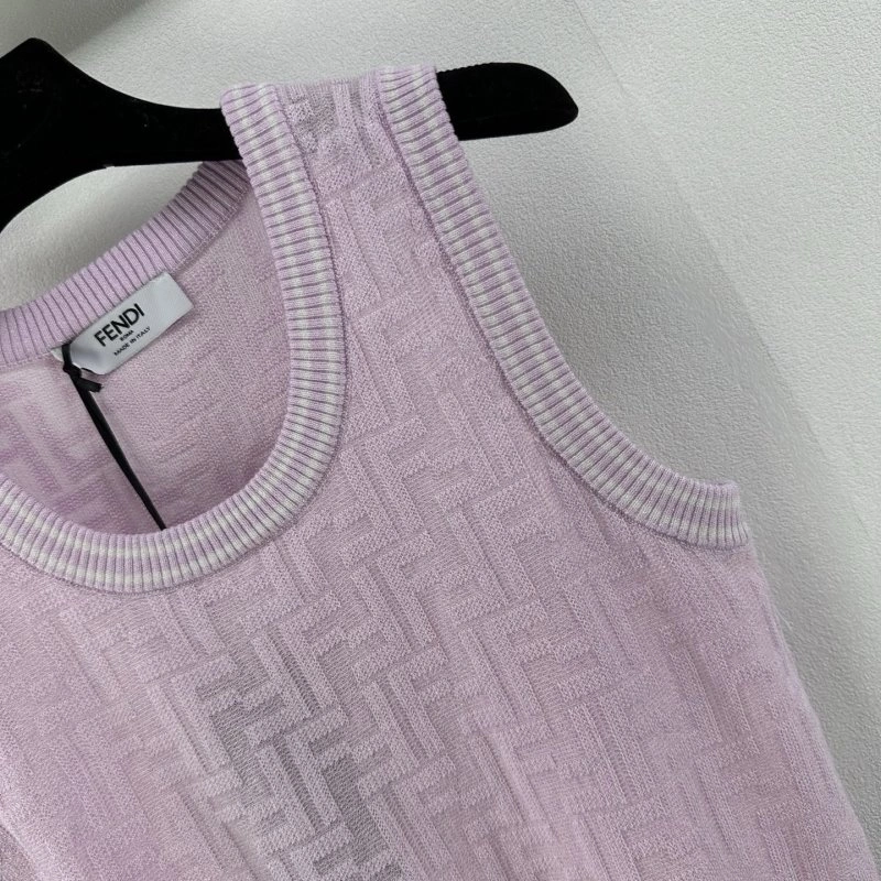 Stretchable Fendi Vest 120375
