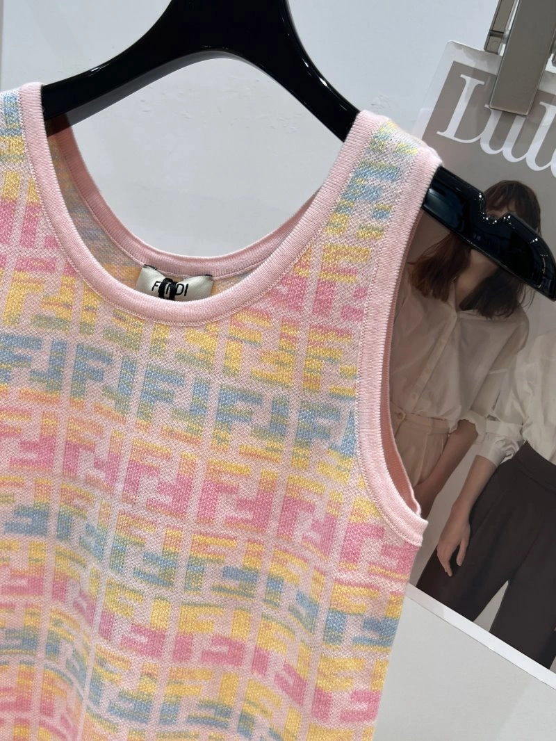 Fendi Vest Stretchable 120350