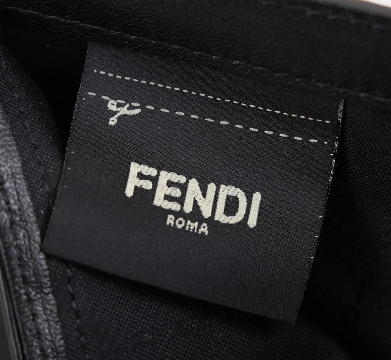 Fendi Wallets Purse Practical 68543