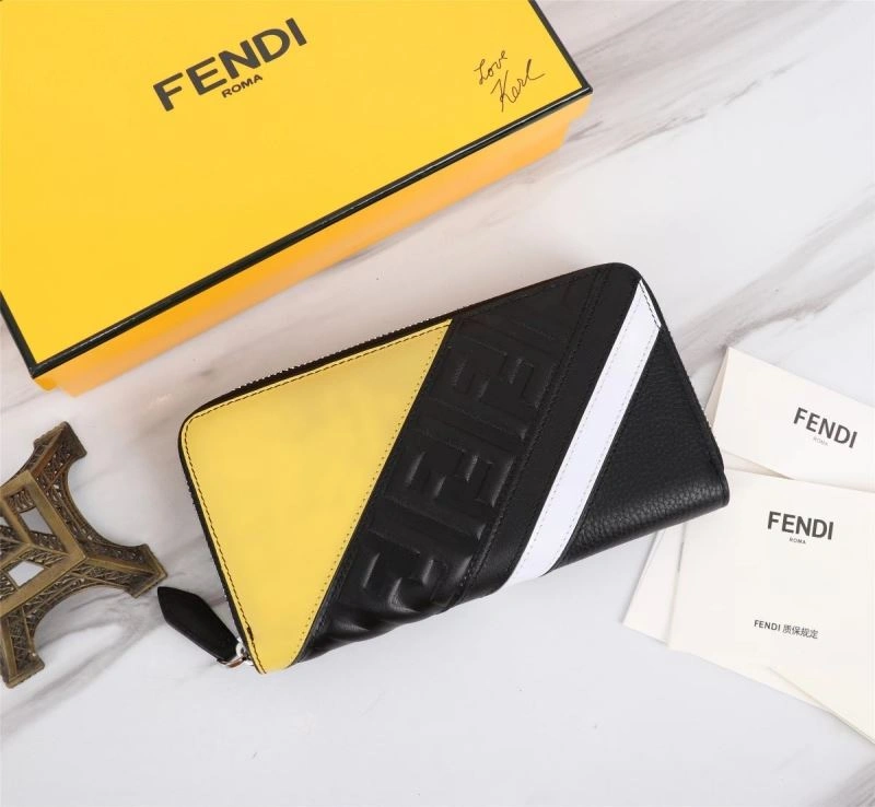 Fendi Wallets Purse Versatile 68538