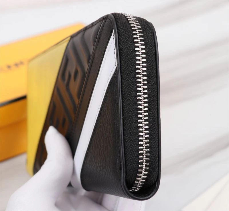 Fendi Wallets Purse Versatile 68538