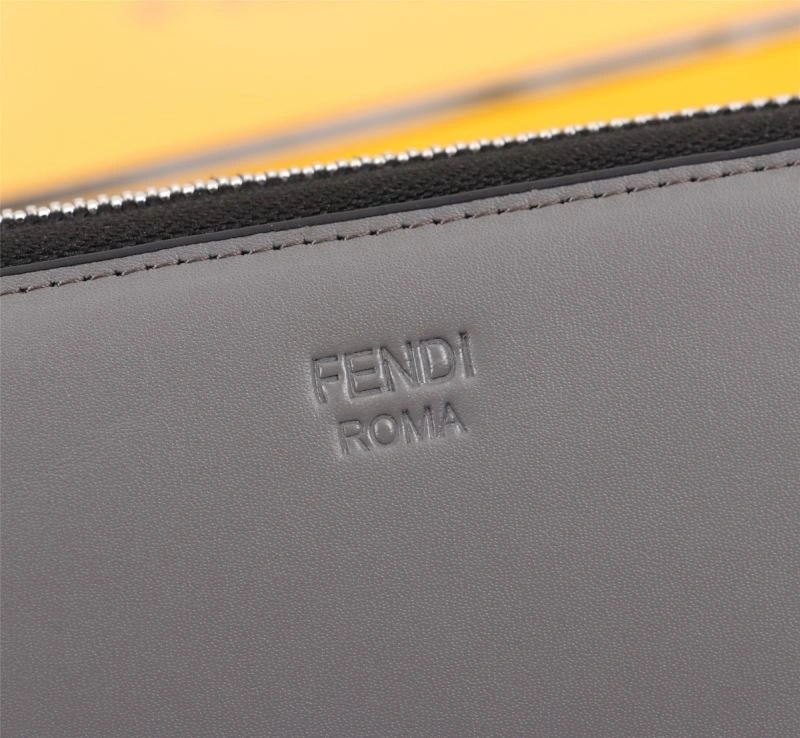 Contemporary Fendi Wallets Purse 68536