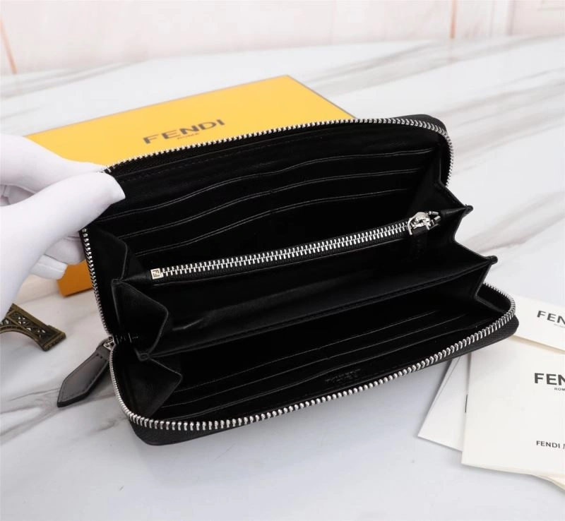 Contemporary Fendi Wallets Purse 68536