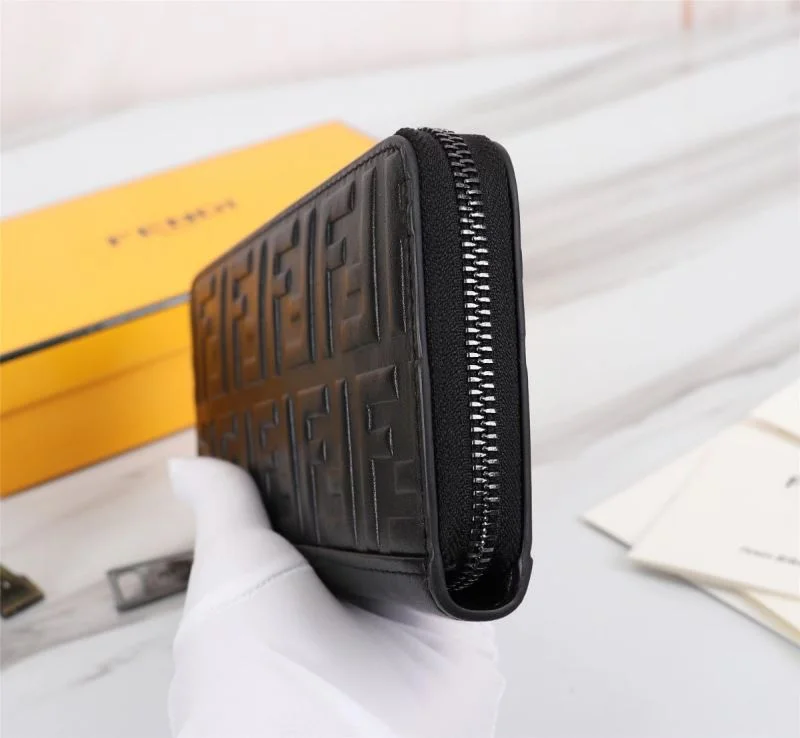 Casual Fendi Wallets Purse 37679