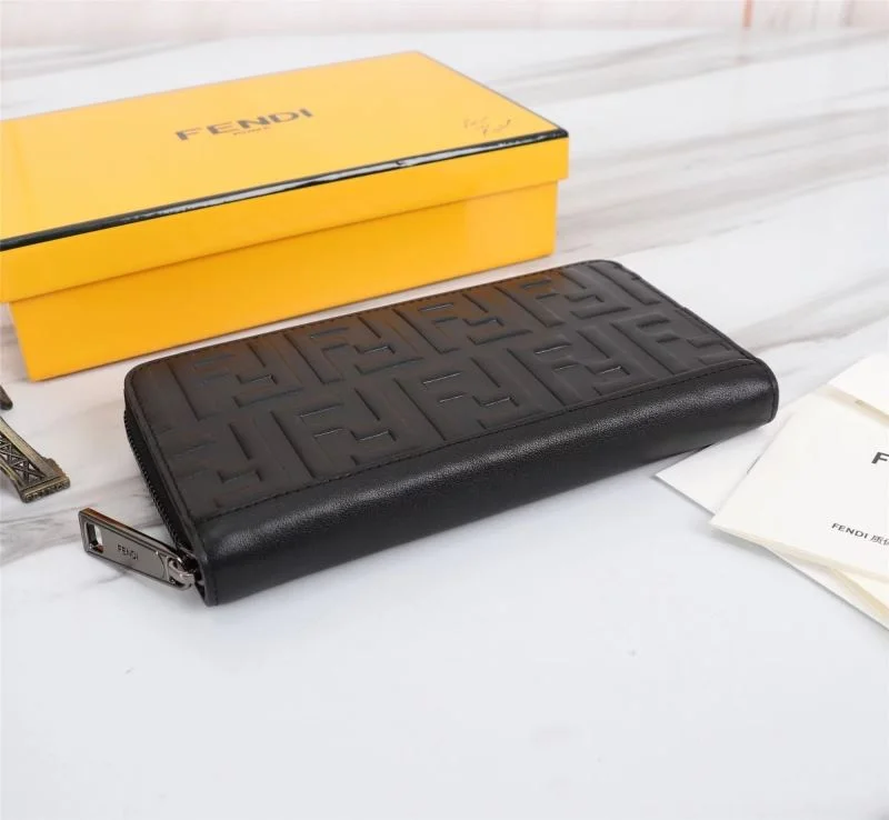 Casual Fendi Wallets Purse 37679