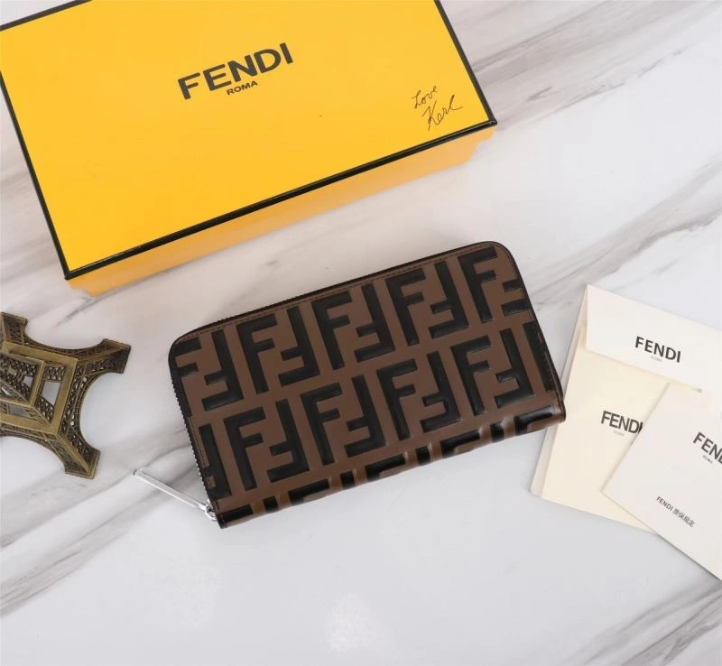 TechFriendly Fendi Wallets Purse 68540