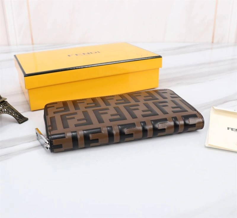 TechFriendly Fendi Wallets Purse 68540