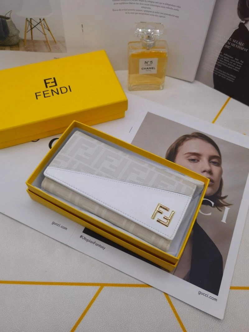 Fendi Wallets Purse Affordable 86113