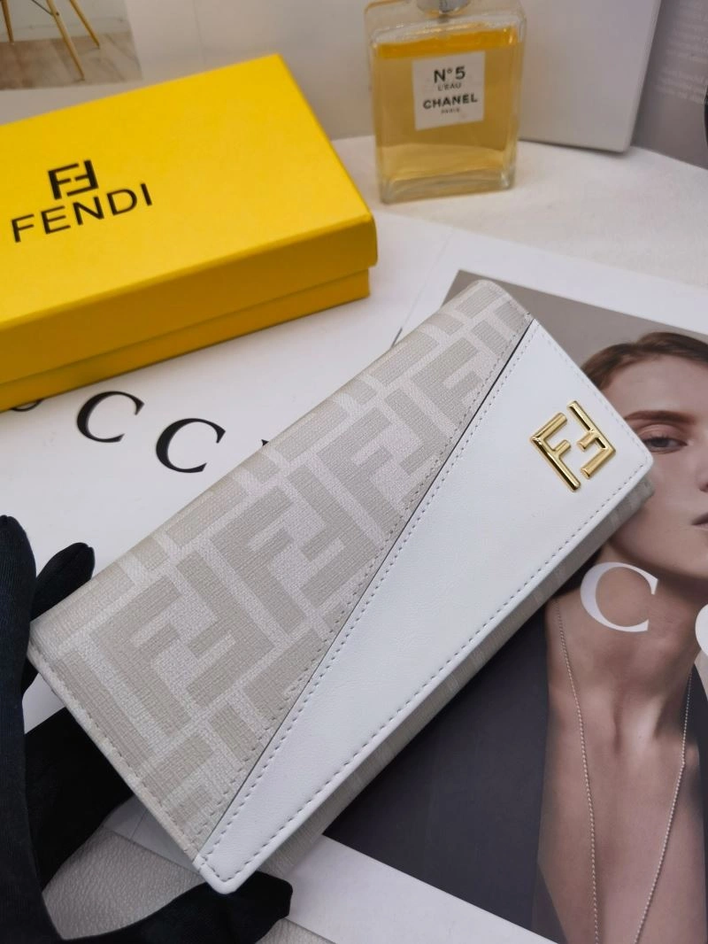 Fendi Wallets Purse Affordable 86113