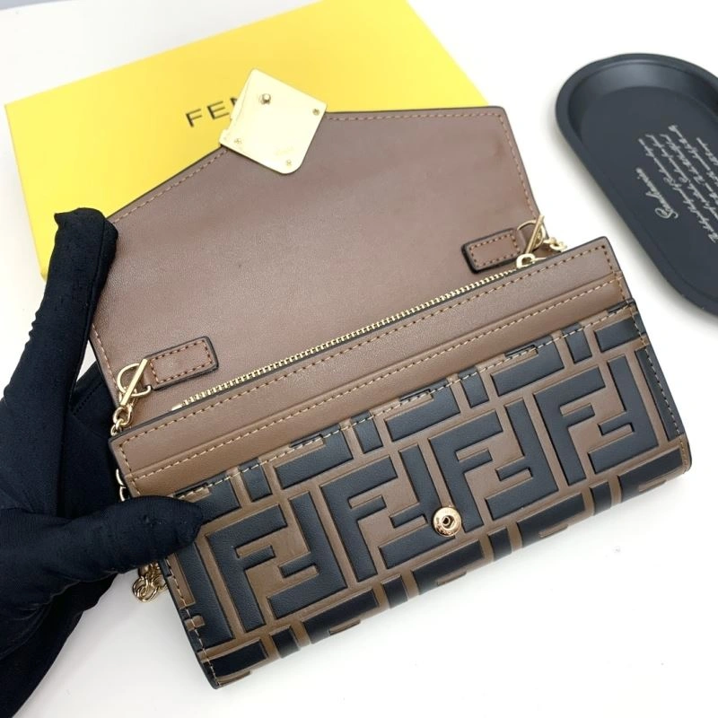 Fendi Wallets Purse EasyCare 86142