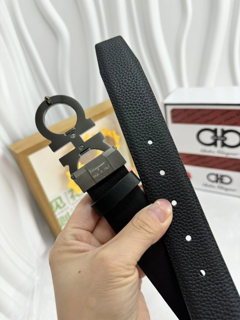 Packable Ferragamo Belts 288657