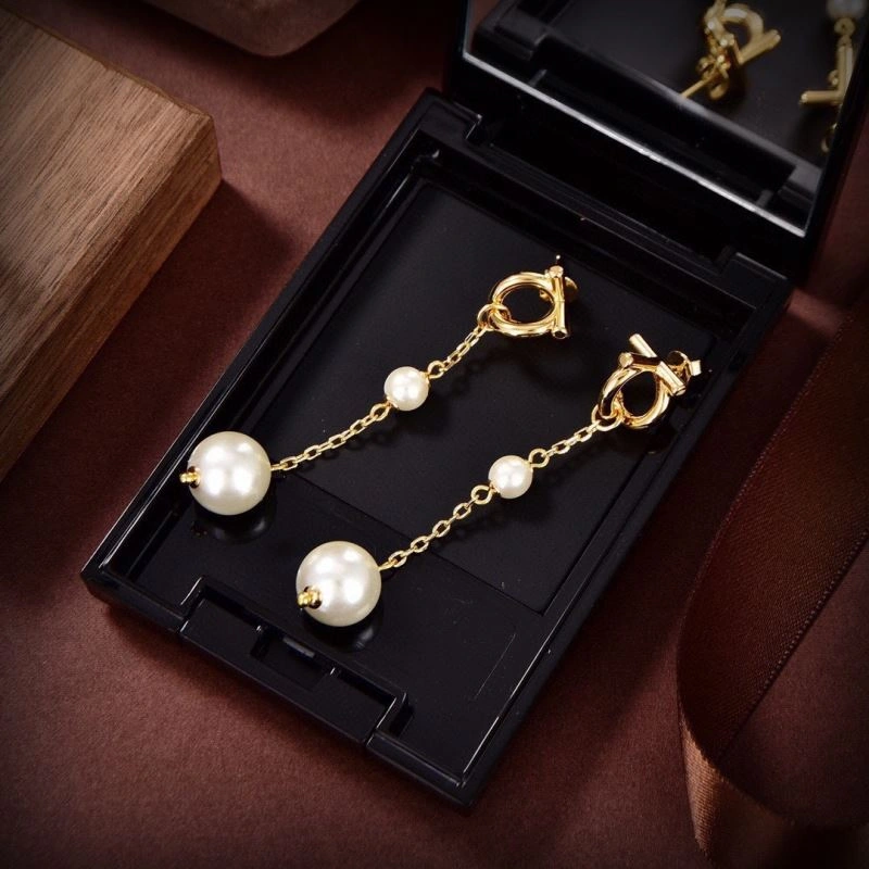Ferragamo Earrings Contemporary 212611