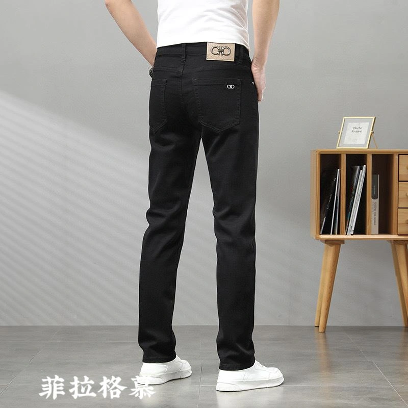 Trendsetting Ferragamo Jeans 160636