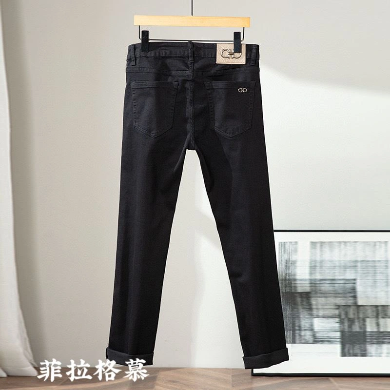 Trendsetting Ferragamo Jeans 160636